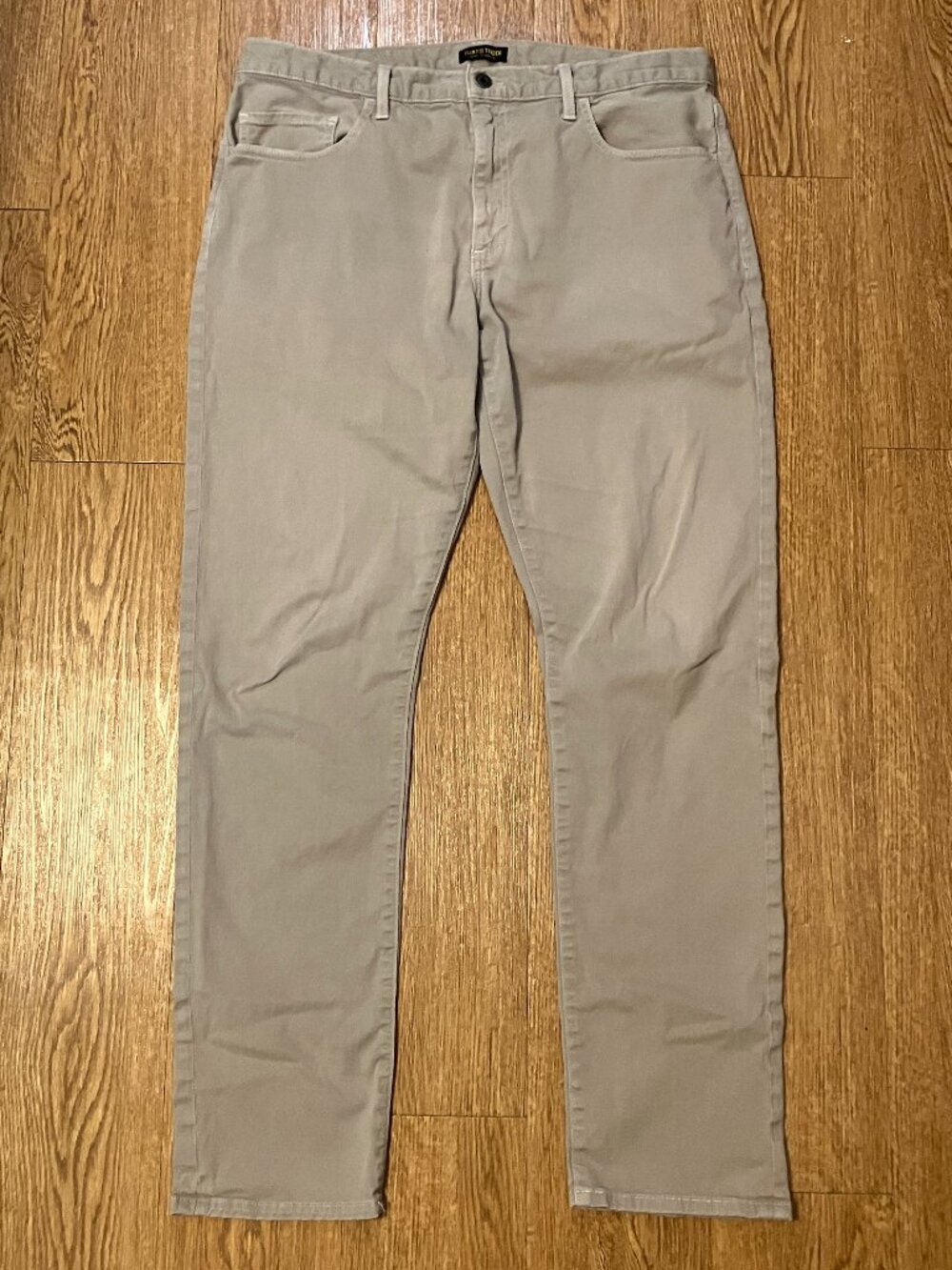 Flint and Tinder 365 Pants Mens 36x32 Khaki Slim Made In USA 5-Pocket Chino